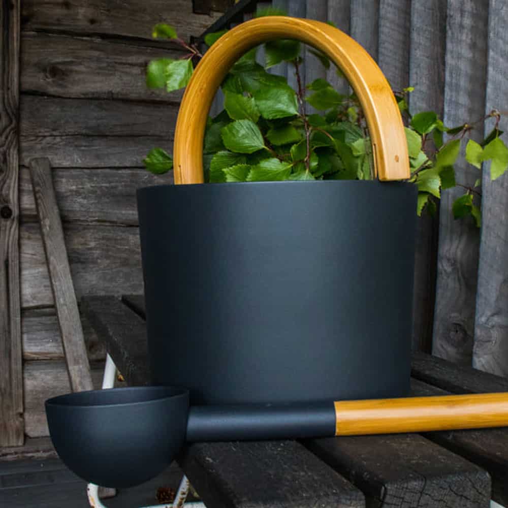 Sauna Bucket with curved handle and Ladle, Bamboo/Aluminum, 1Gal Black